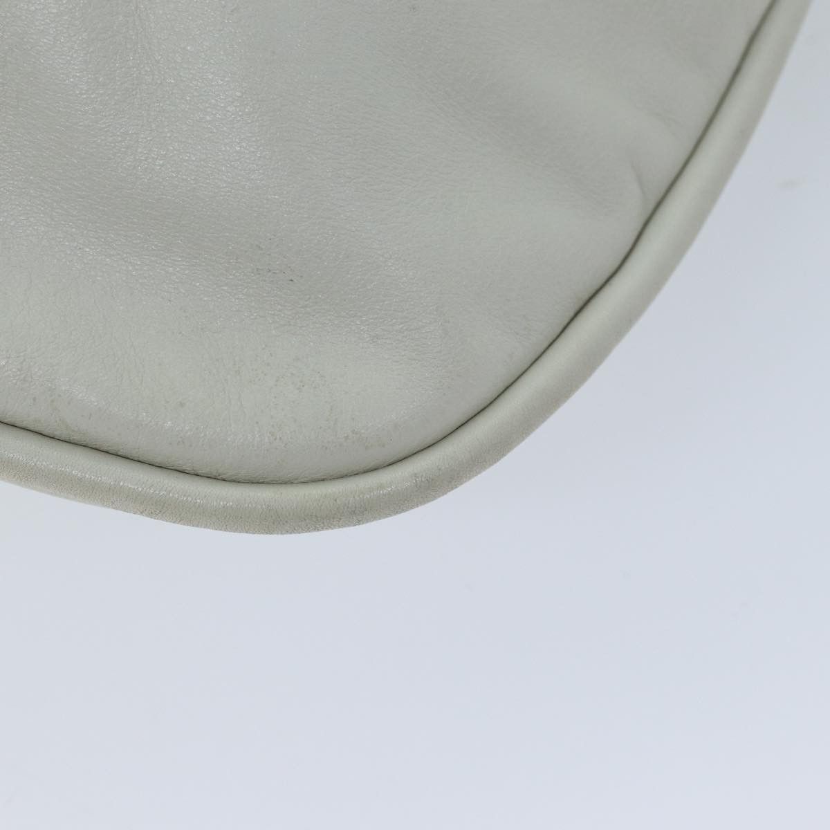 Gucci Bamboo White Leather Shoulder Bag (Pre-Owned) Size ONE SIZE - 16 Thumbnail