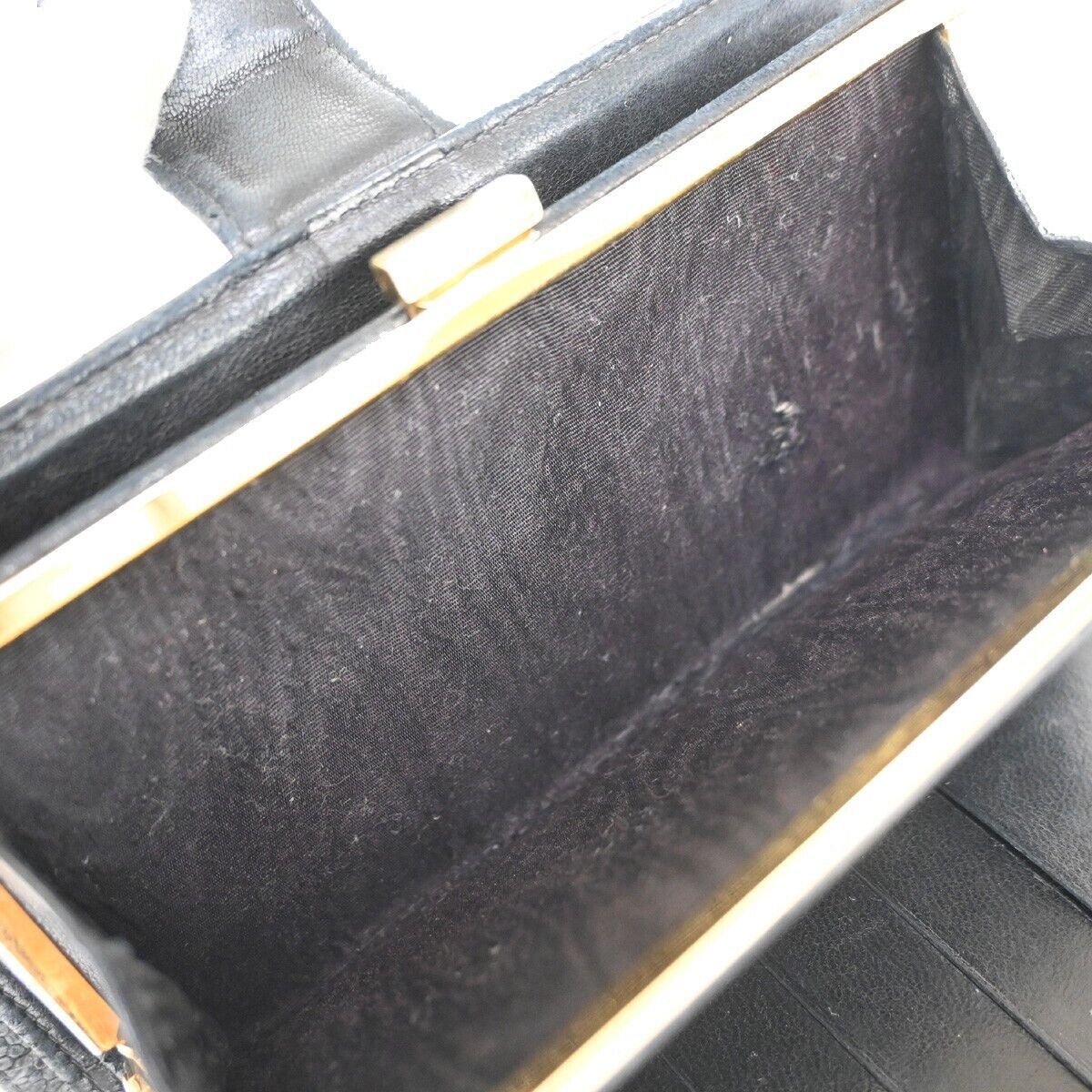 Chanel Logo Cc Black Leather Wallet (Pre-Owned) Size ONE SIZE - 8 Thumbnail