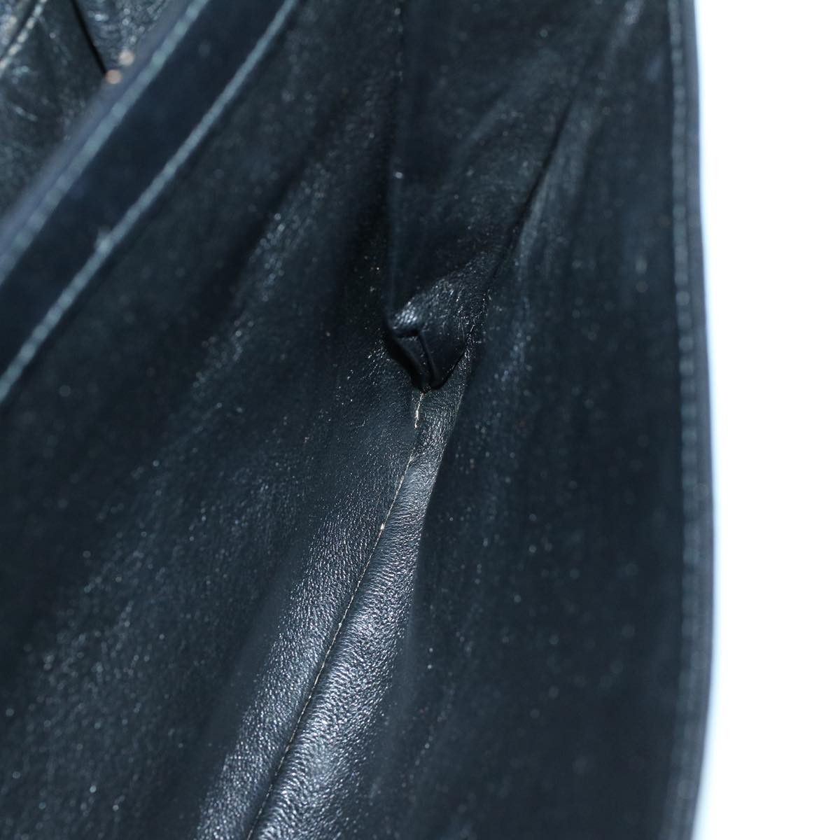 Bally Black Leather Shoulder Bag (Pre-Owned) Size ONE SIZE - 18 Thumbnail
