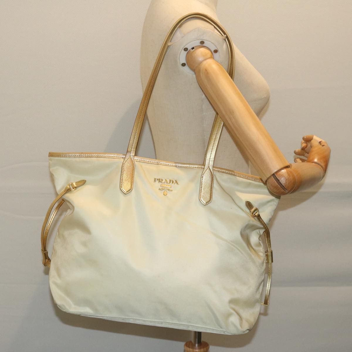 Prada Tessuto Ecru Synthetic Tote Bag (Pre-Owned) Size ONE SIZE - 7 Thumbnail