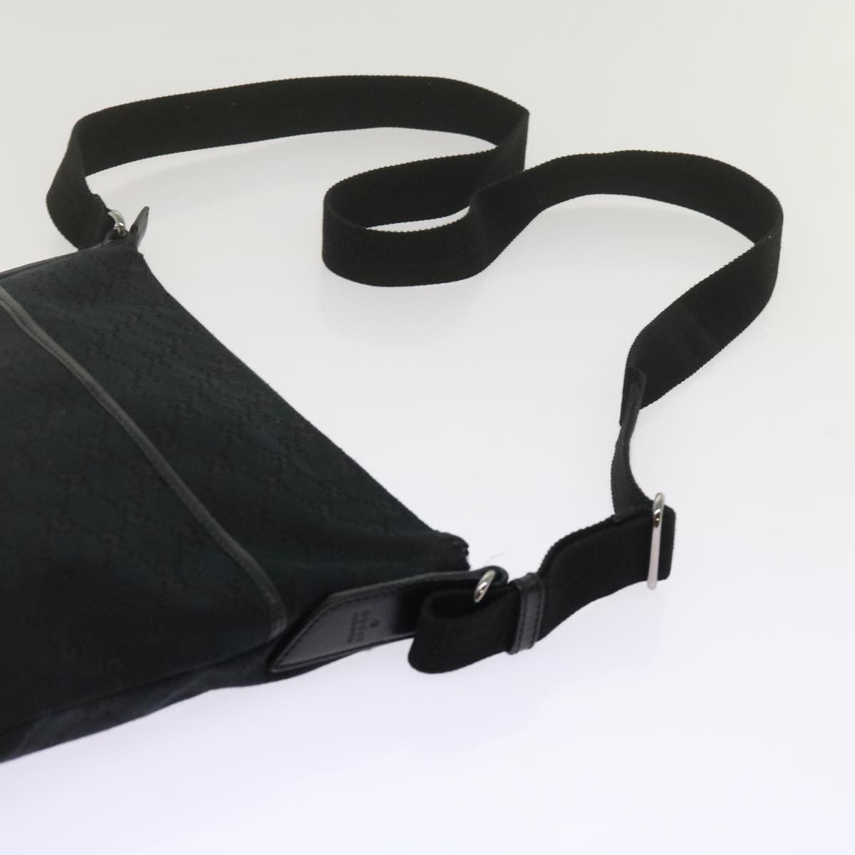 Gucci Black Canvas Shoulder Bag (Pre-Owned) Size ONE SIZE - 11 Thumbnail