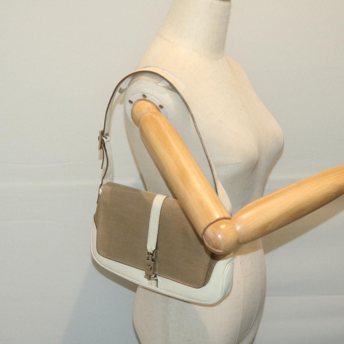 Gucci Jackie Beige Canvas Shoulder Bag (Pre-Owned) Size ONE SIZE - 7 Thumbnail