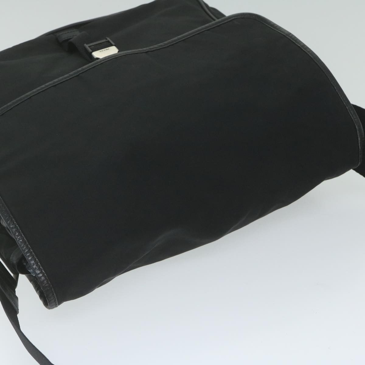 Prada Re-Nylon Black Synthetic Shoulder Bag (Pre-Owned) Size ONE SIZE - 4 Thumbnail