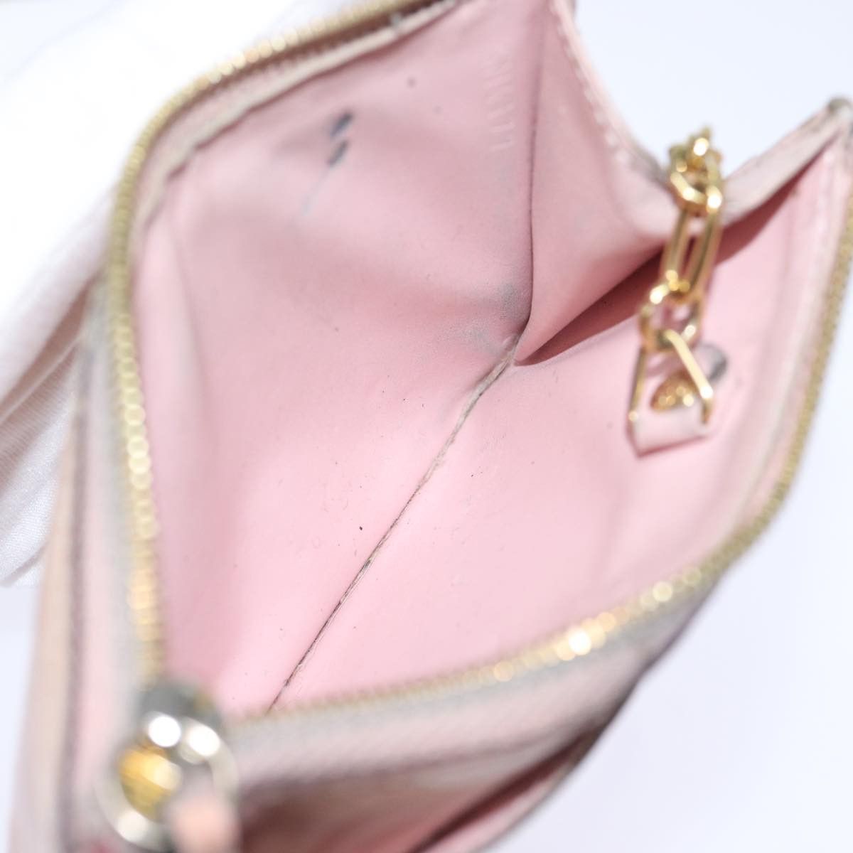Louis Vuitton Pochette Clés Pink Patent Leather Wallet (Pre-Owned) Size ONE SIZE - 16 Thumbnail