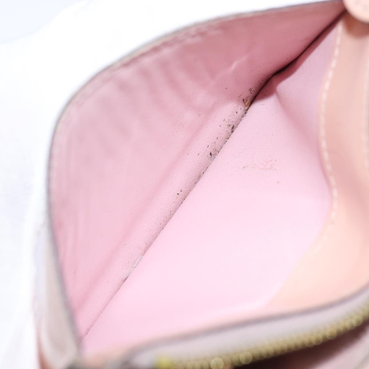 Louis Vuitton Pochette Clés Pink Patent Leather Wallet (Pre-Owned) Size ONE SIZE - 19 Thumbnail