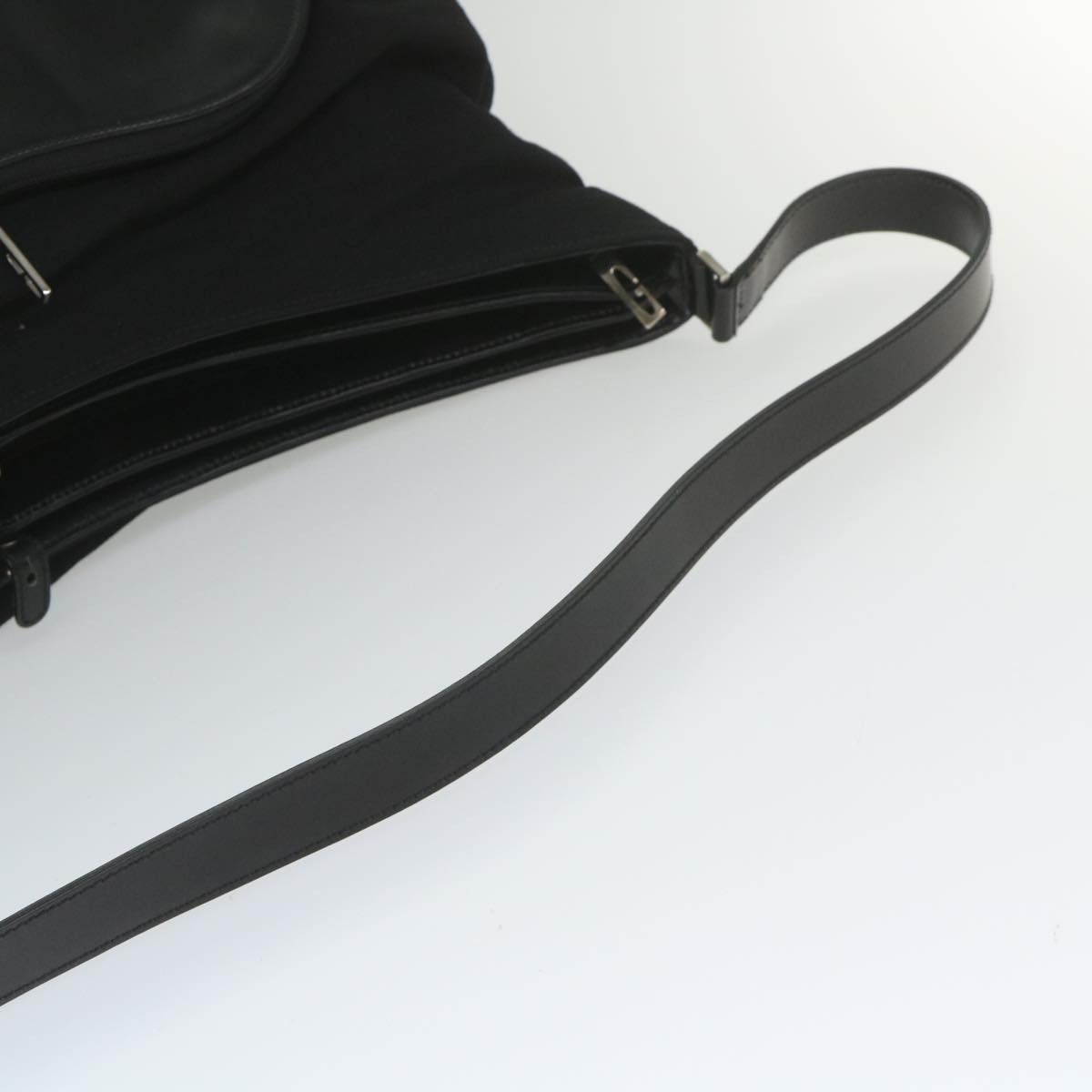 Gucci Black Canvas Shoulder Bag (Pre-Owned) Size ONE SIZE - 10 Thumbnail