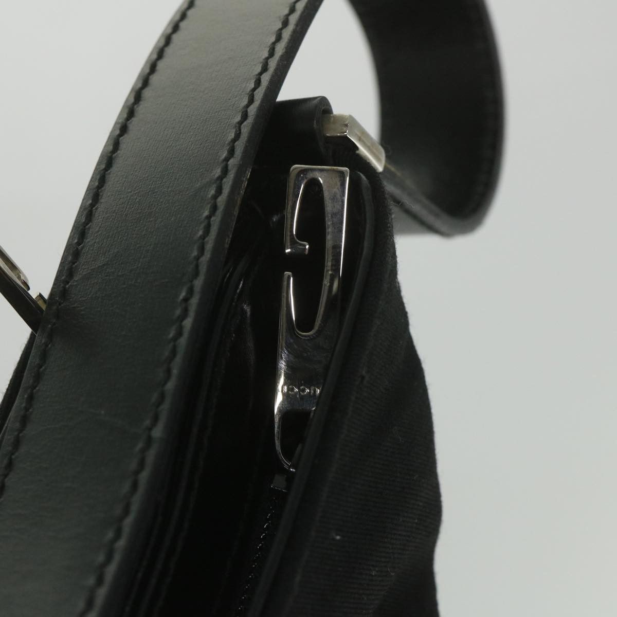 Gucci Black Canvas Shoulder Bag (Pre-Owned) Size ONE SIZE - 18 Thumbnail