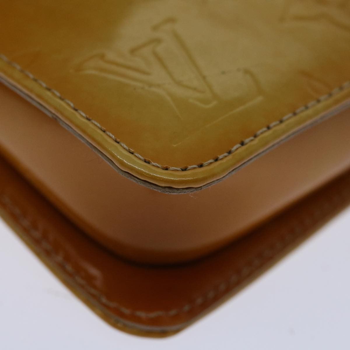 Louis Vuitton Lexington Beige Patent Leather Clutch Bag (Pre-Owned) Size ONE SIZE - 15 Thumbnail