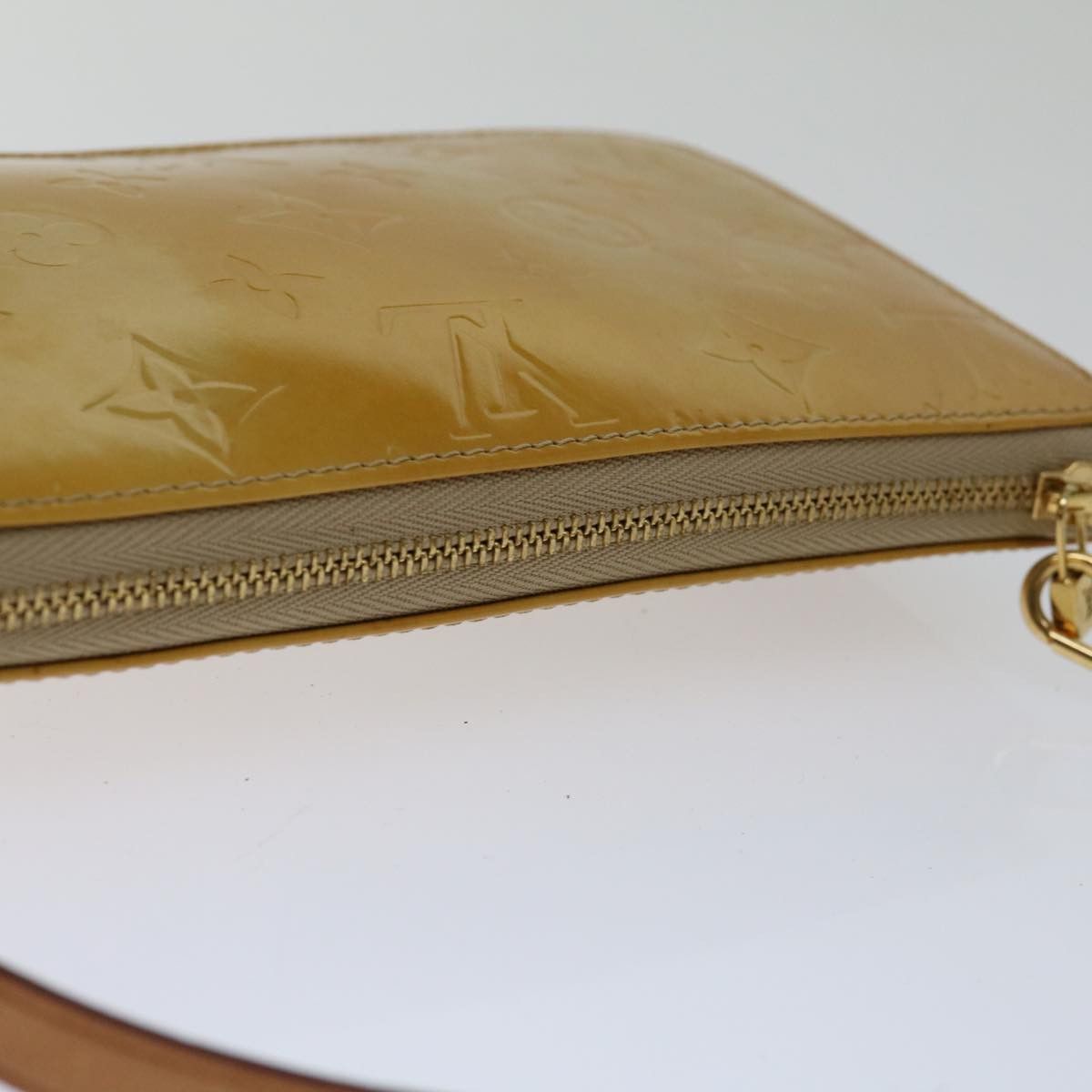 Louis Vuitton Lexington Beige Patent Leather Clutch Bag (Pre-Owned) Size ONE SIZE - 11 Thumbnail
