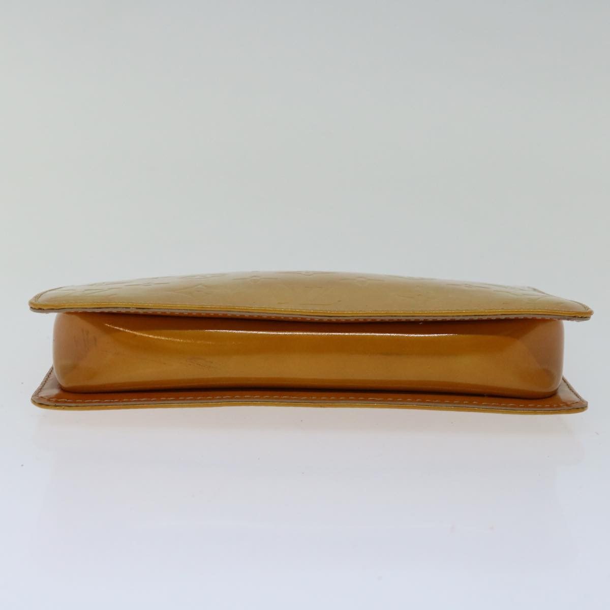 Louis Vuitton Lexington Beige Patent Leather Clutch Bag (Pre-Owned) Size ONE SIZE - 3 Thumbnail