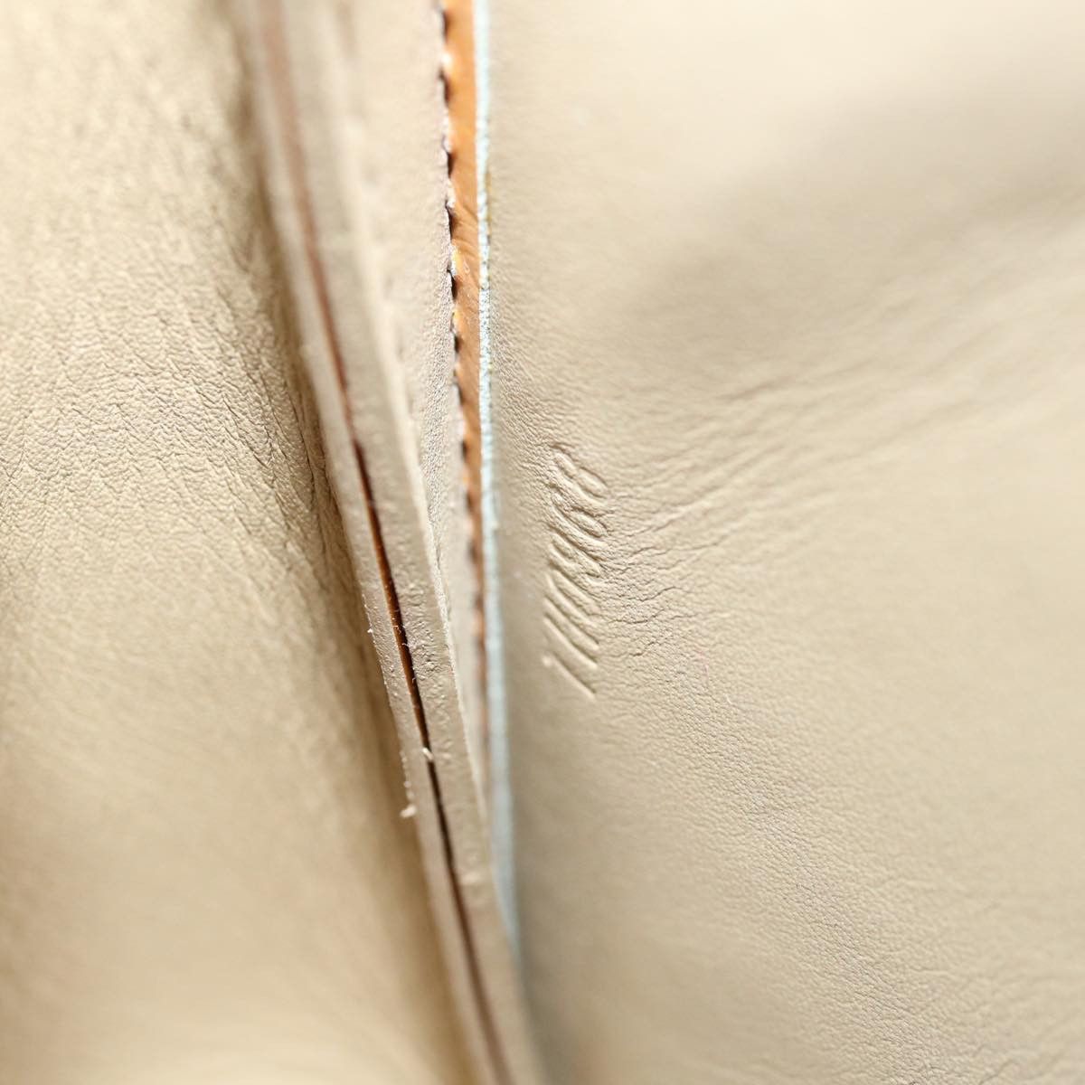 Louis Vuitton Lexington Beige Patent Leather Clutch Bag (Pre-Owned) Size ONE SIZE - 6 Thumbnail