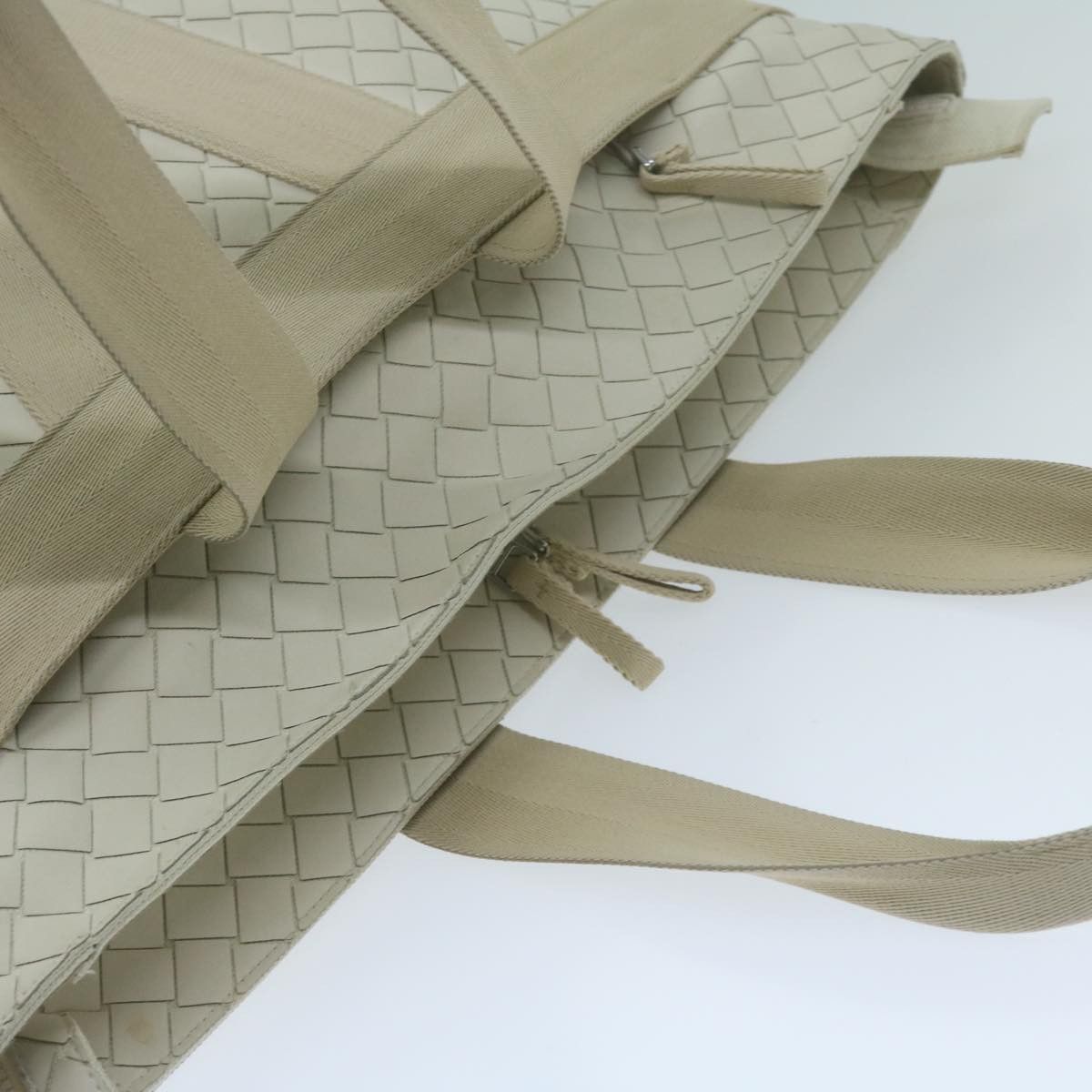 Bottega Veneta Intrecciato White Leather Tote Bag (Pre-Owned) Size ONE SIZE - 11 Thumbnail