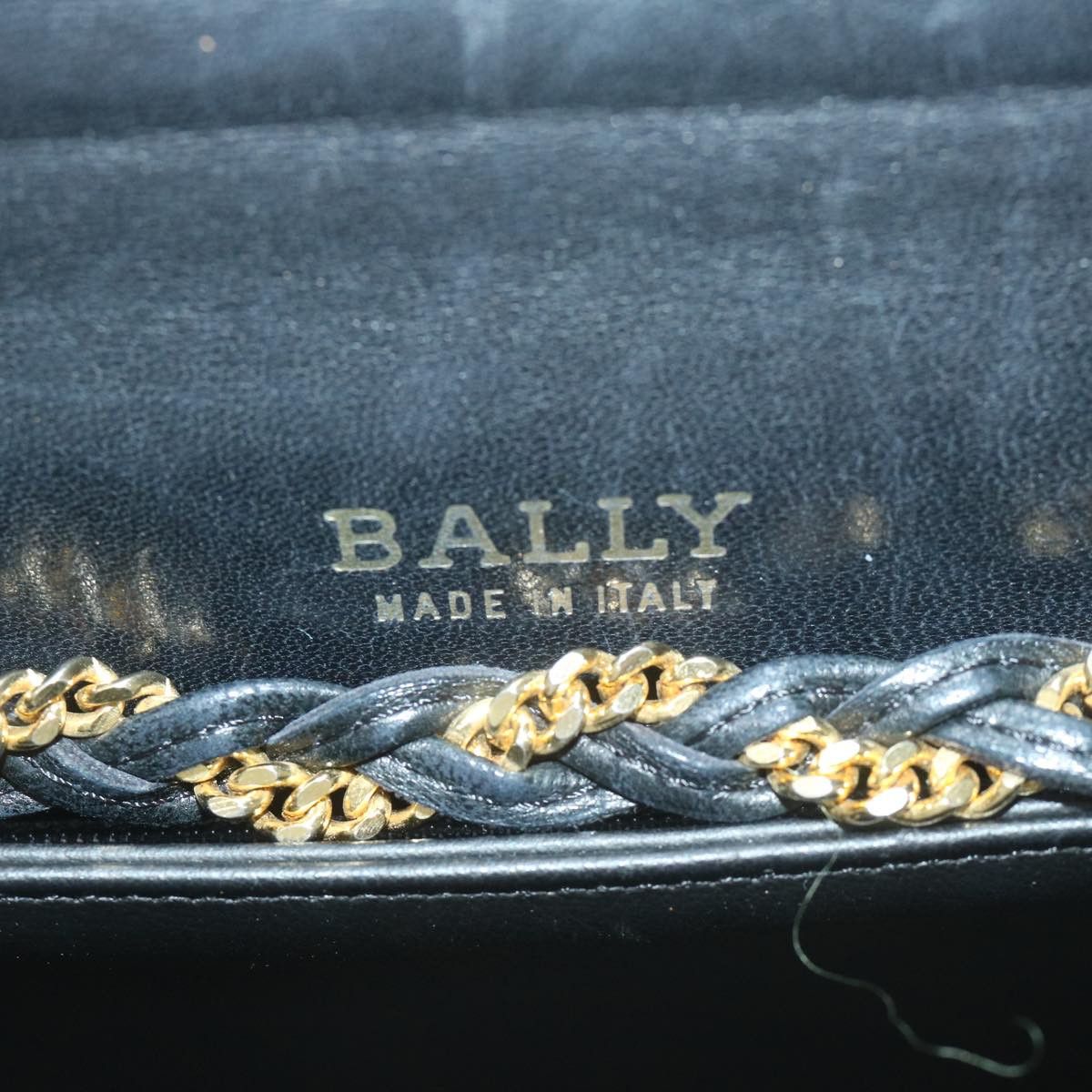 Bally Navy Leather Shoulder Bag (Pre-Owned) Size ONE SIZE - 7 Thumbnail