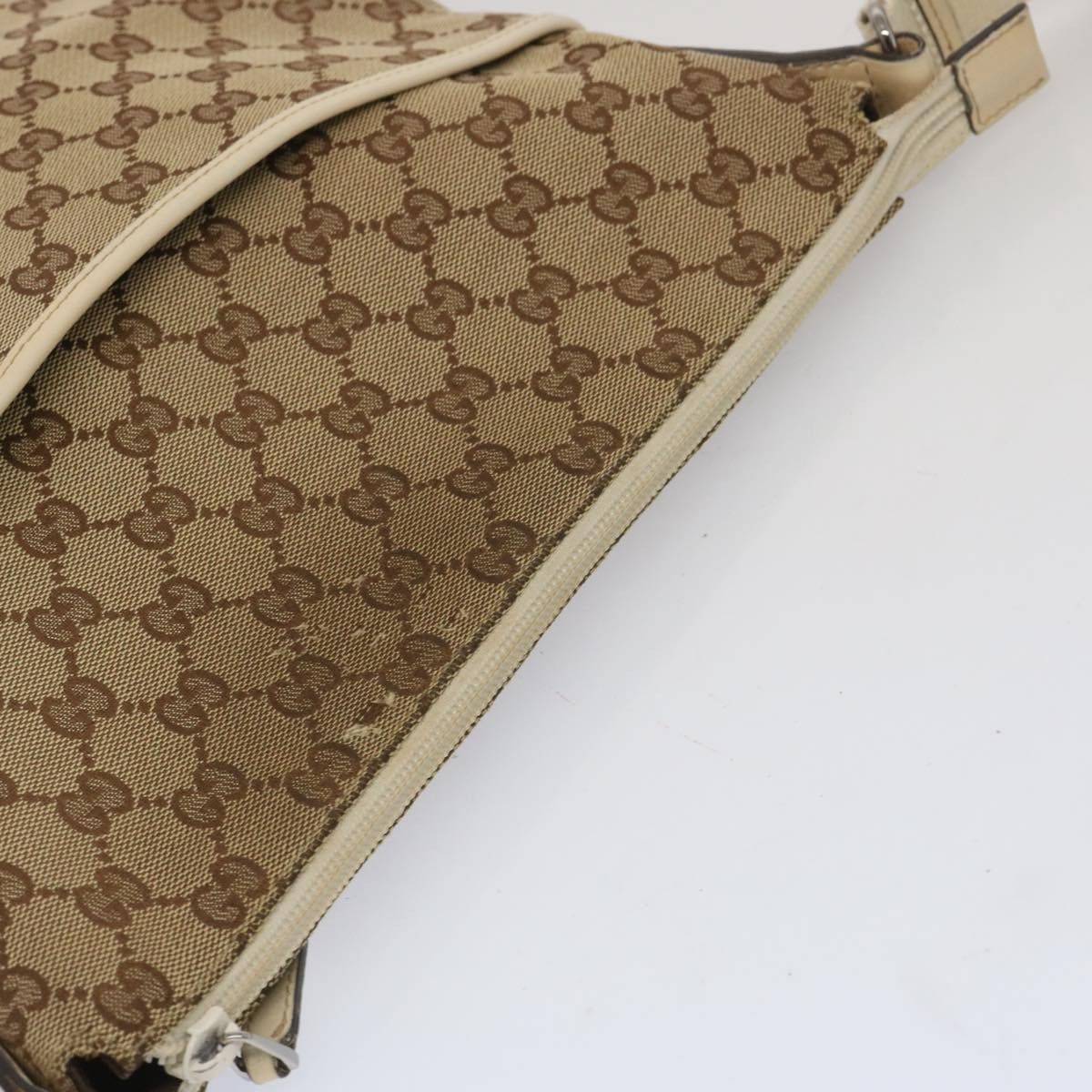 Gucci Gg Canvas Beige Canvas Shoulder Bag (Pre-Owned) Size ONE SIZE - 4 Thumbnail