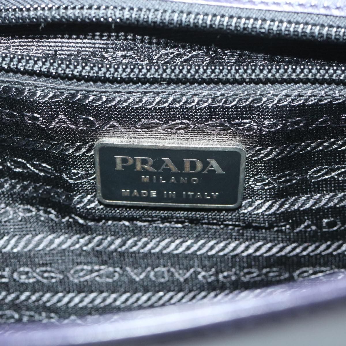 Prada Diagramme Black Leather Shoulder Bag (Pre-Owned) Size ONE SIZE - 7 Thumbnail