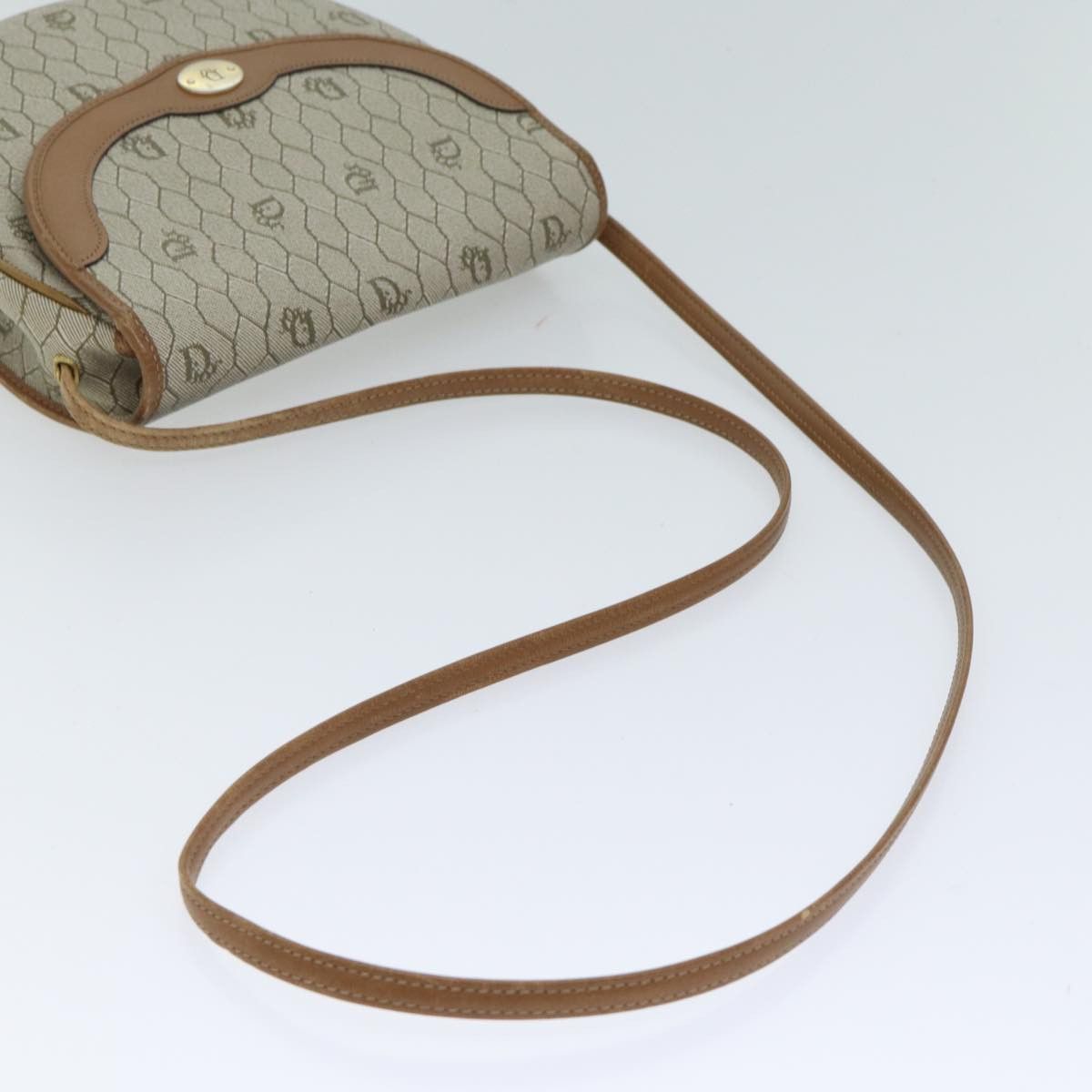 Dior Honeycomb Beige Canvas Shoulder Bag (Pre-Owned) Size ONE SIZE - 4 Thumbnail