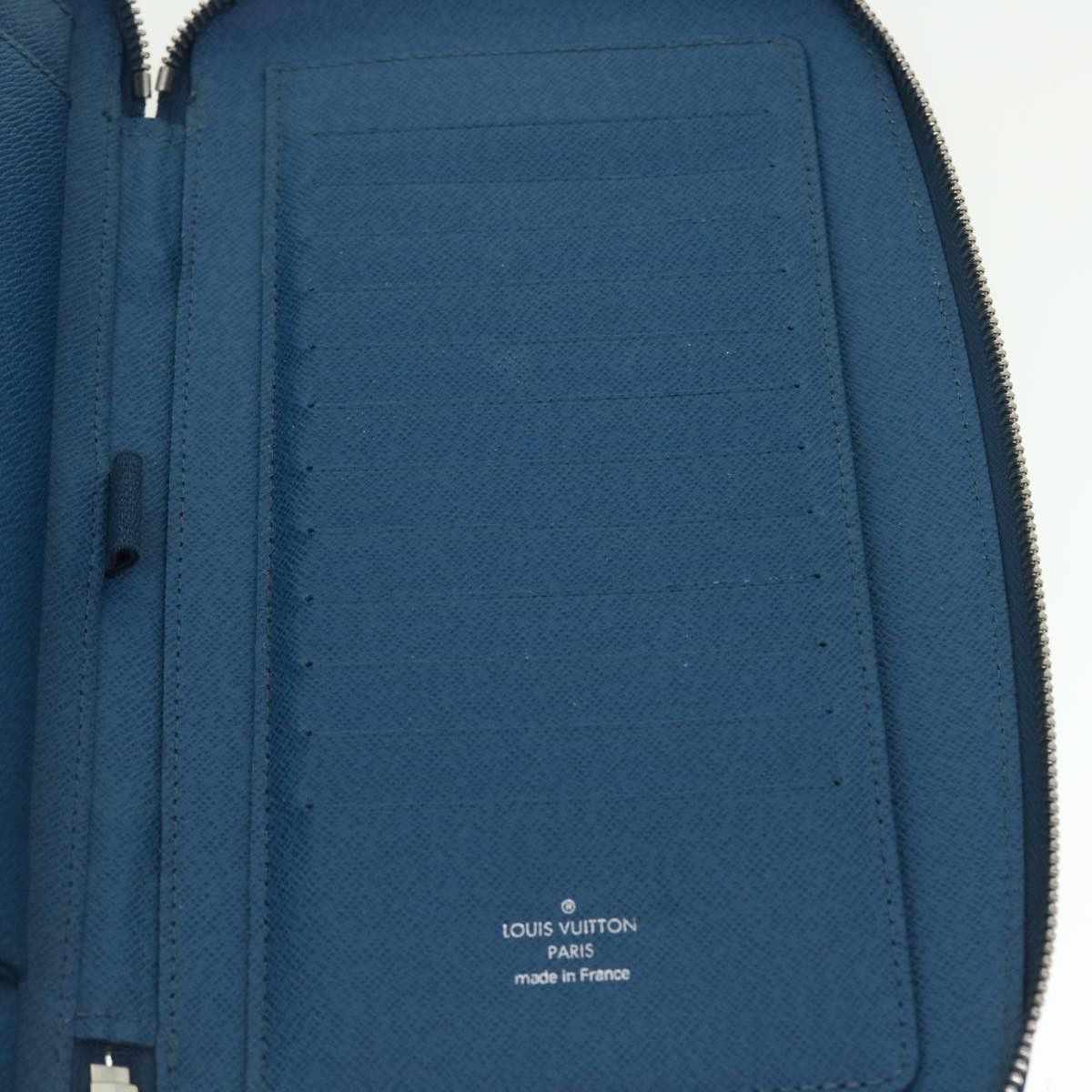 Louis Vuitton Atholl Blue Leather Clutch Bag (Pre-Owned) Size ONE SIZE - 17 Thumbnail