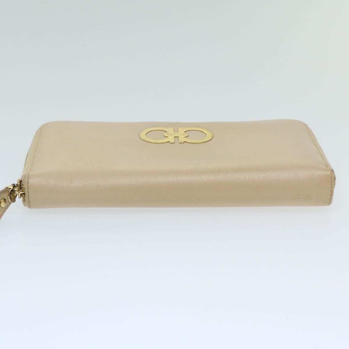 Salvatore Ferragamo Gancini Beige Leather Wallet (Pre-Owned) Size ONE SIZE - 3 Thumbnail