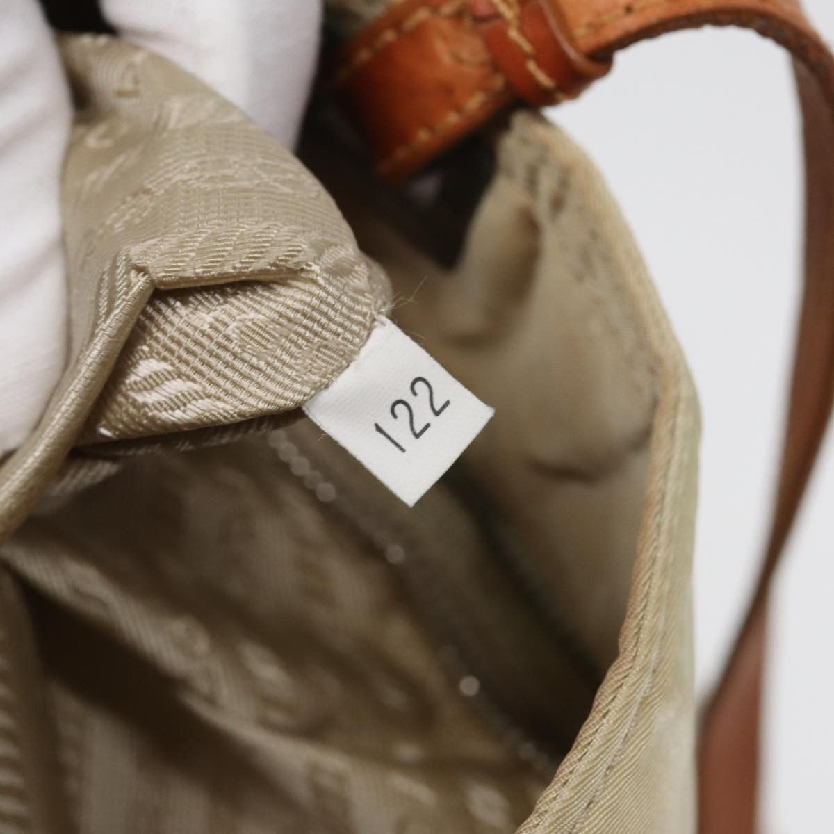 Prada White Synthetic Tote Bag (Pre-Owned) Size ONE SIZE - 6 Thumbnail