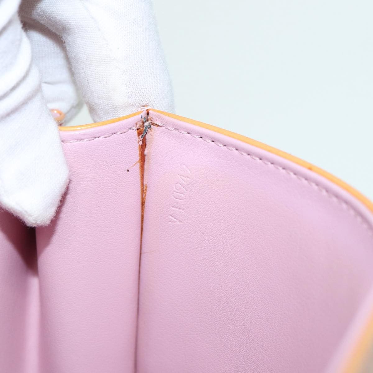 Louis Vuitton Spring Street Camel Patent Leather Handbag (Pre-Owned) Size ONE SIZE - 9 Thumbnail