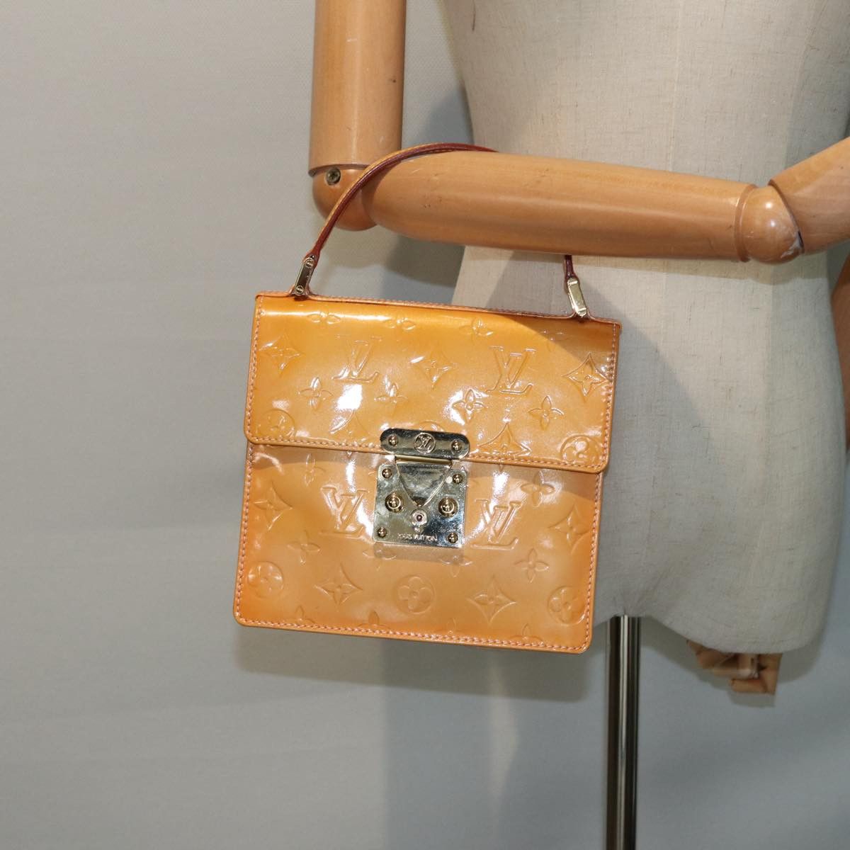 Louis Vuitton Spring Street Camel Patent Leather Handbag (Pre-Owned) Size ONE SIZE - 10 Thumbnail
