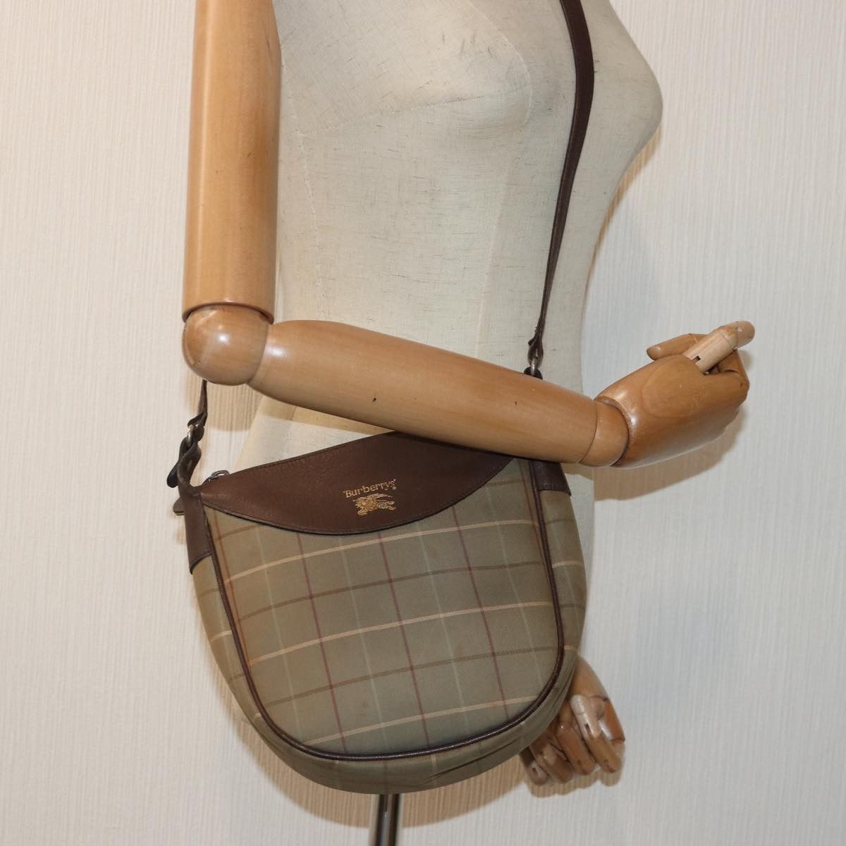 Burberry Nova Check Brown Canvas Shoulder Bag (Pre-Owned) Size ONE SIZE - 7 Thumbnail