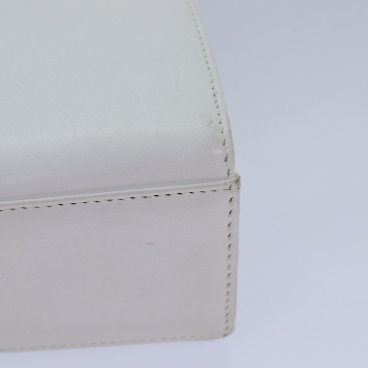 Givenchy White Leather Shoulder Bag (Pre-Owned) Size ONE SIZE - 8 Thumbnail