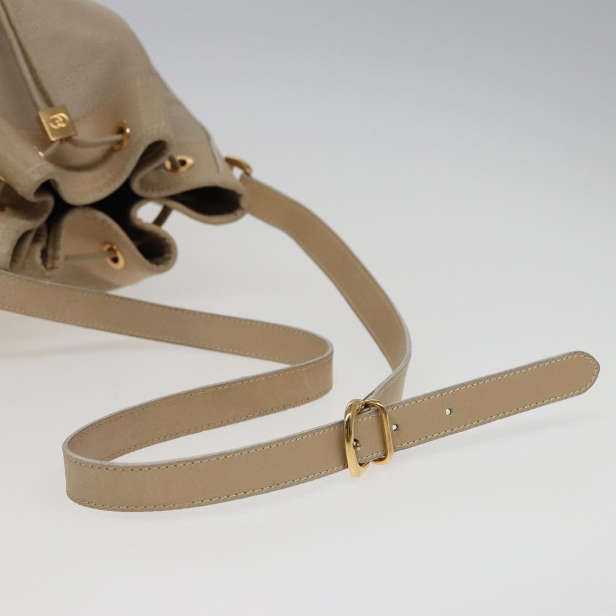 Gucci Beige Leather Shoulder Bag (Pre-Owned) Size ONE SIZE - 12 Thumbnail