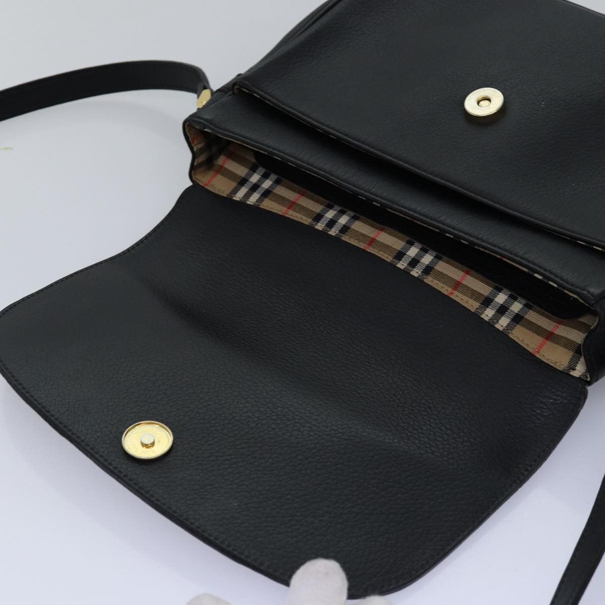 Burberry Nova Check Black Leather Shoulder Bag (Pre-Owned) Size ONE SIZE - 17 Thumbnail