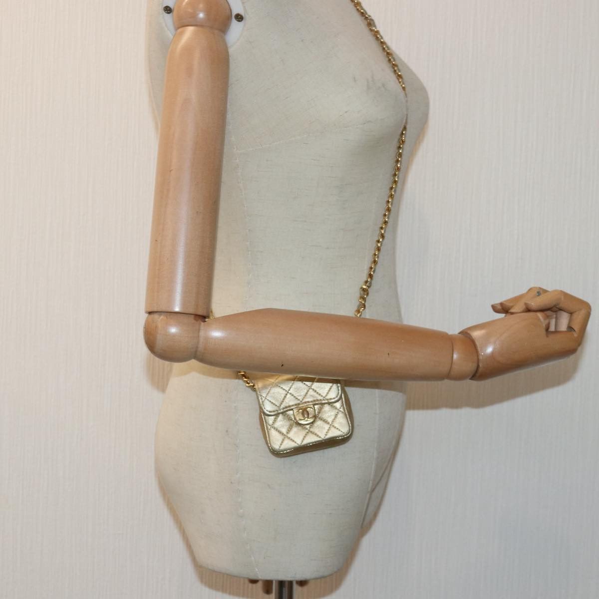 Chanel Timeless Gold Leather Shoulder Bag (Pre-Owned) Size ONE SIZE - 7 Thumbnail