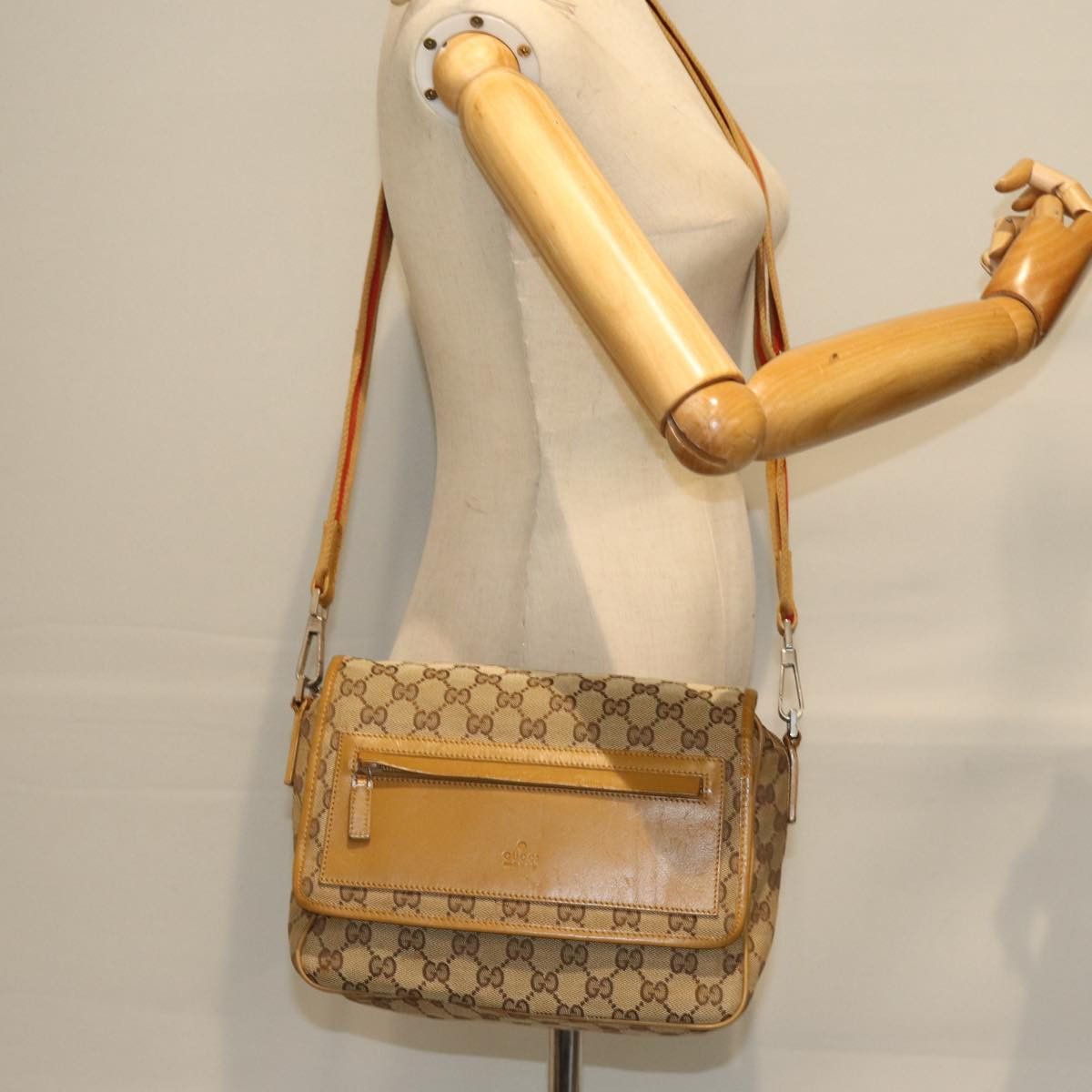 Gucci Sherry Beige Canvas Shoulder Bag (Pre-Owned) Size ONE SIZE - 8 Thumbnail