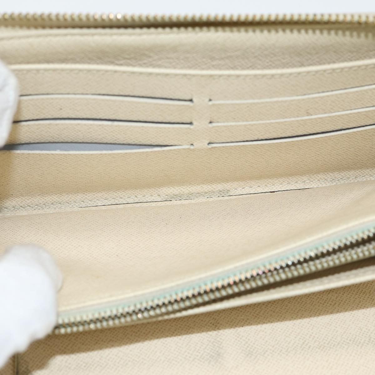 Louis Vuitton Portefeuille Zippy White Canvas Wallet (Pre-Owned) Size ONE SIZE - 19 Thumbnail