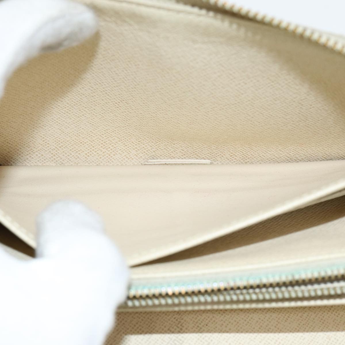 Louis Vuitton Portefeuille Zippy White Canvas Wallet (Pre-Owned) Size ONE SIZE - 17 Thumbnail