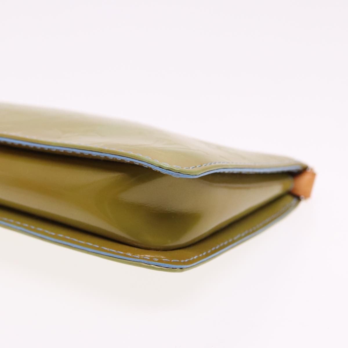 Louis Vuitton Lexington Beige Patent Leather Clutch Bag (Pre-Owned) Size ONE SIZE - 16 Thumbnail