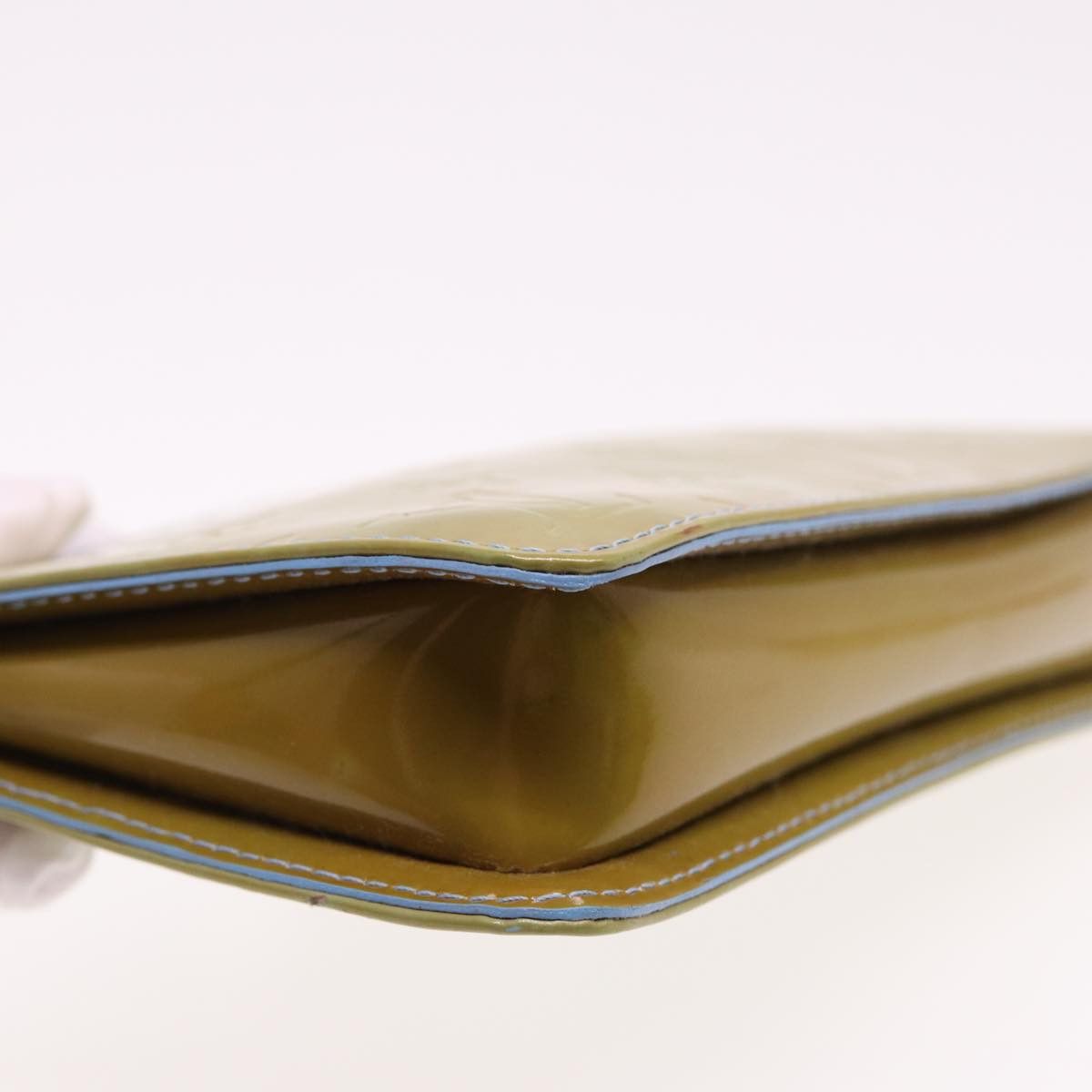 Louis Vuitton Lexington Beige Patent Leather Clutch Bag (Pre-Owned) Size ONE SIZE - 15 Thumbnail