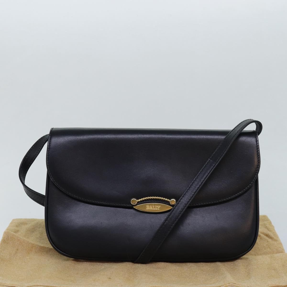 Bally Black Leather Shoulder Bag (Pre-Owned) Size ONE SIZE - 8 Thumbnail