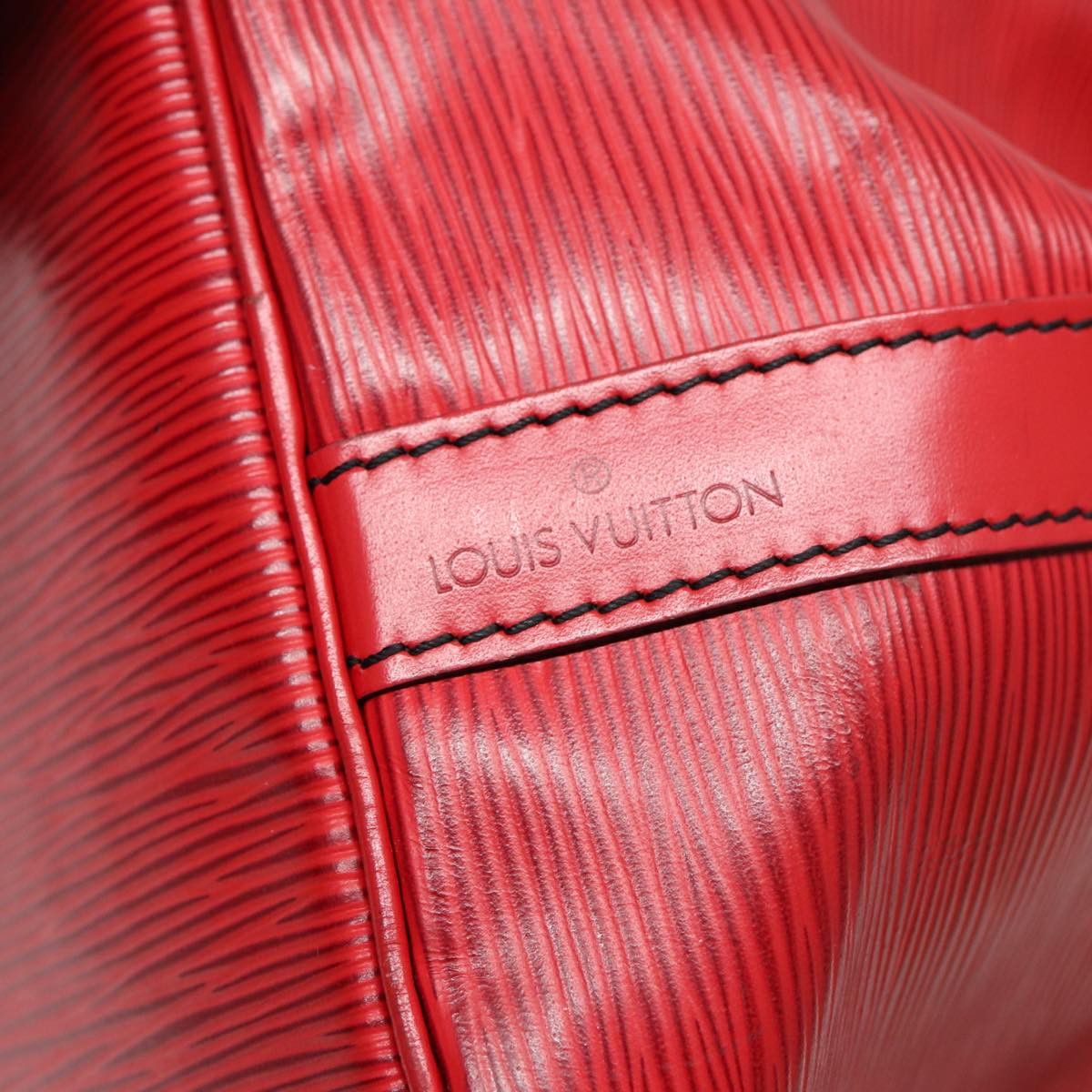 Louis Vuitton Noé Red Leather Shoulder Bag (Pre-Owned) Size ONE SIZE - 8 Thumbnail