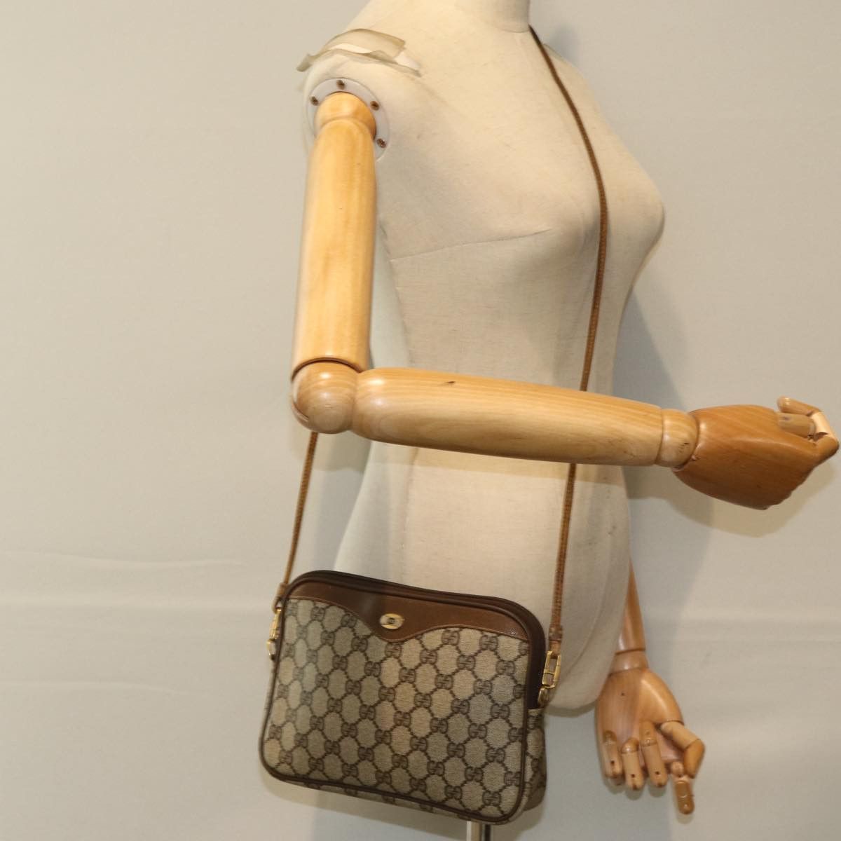 Gucci Gg Canvas Beige Canvas Shoulder Bag (Pre-Owned) Size ONE SIZE - 8 Thumbnail