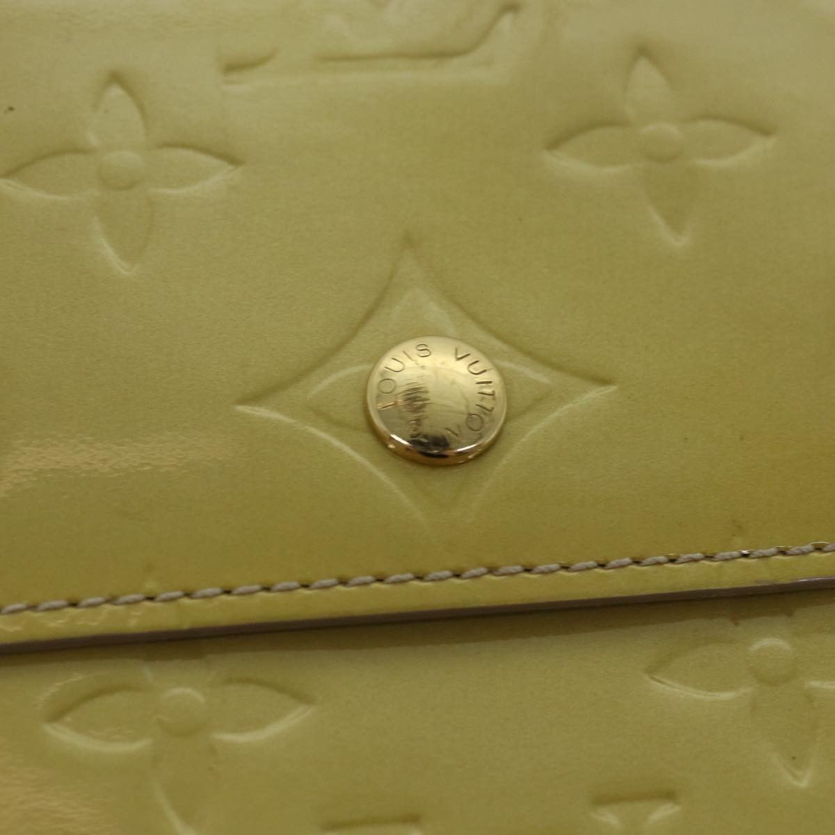 Louis Vuitton Walker Beige Patent Leather Wallet (Pre-Owned) Size ONE SIZE - 18 Thumbnail