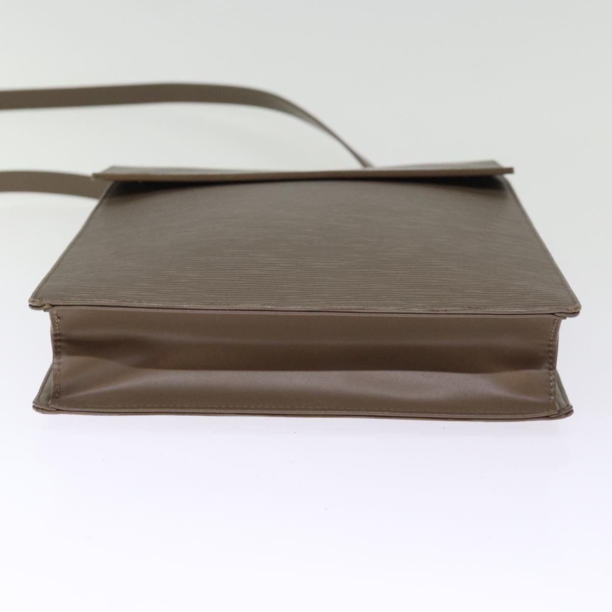 Louis Vuitton Ramatuelle Brown Leather Shoulder Bag (Pre-Owned) Size ONE SIZE - 3 Thumbnail