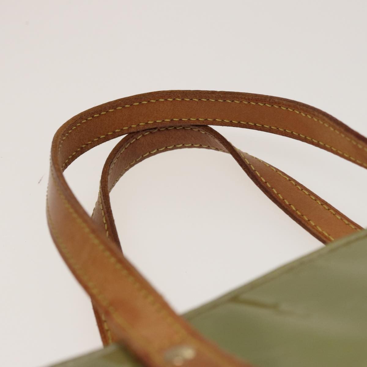Louis Vuitton Reade Khaki Patent Leather Tote Bag (Pre-Owned) Size ONE SIZE - 13 Thumbnail