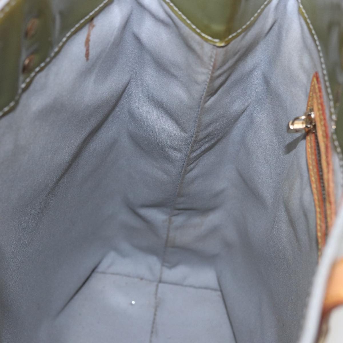 Louis Vuitton Reade Khaki Patent Leather Tote Bag (Pre-Owned) Size ONE SIZE - 20 Thumbnail