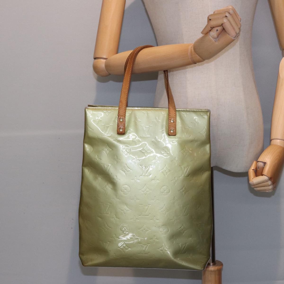 Louis Vuitton Reade Khaki Patent Leather Tote Bag (Pre-Owned) Size ONE SIZE - 7 Thumbnail