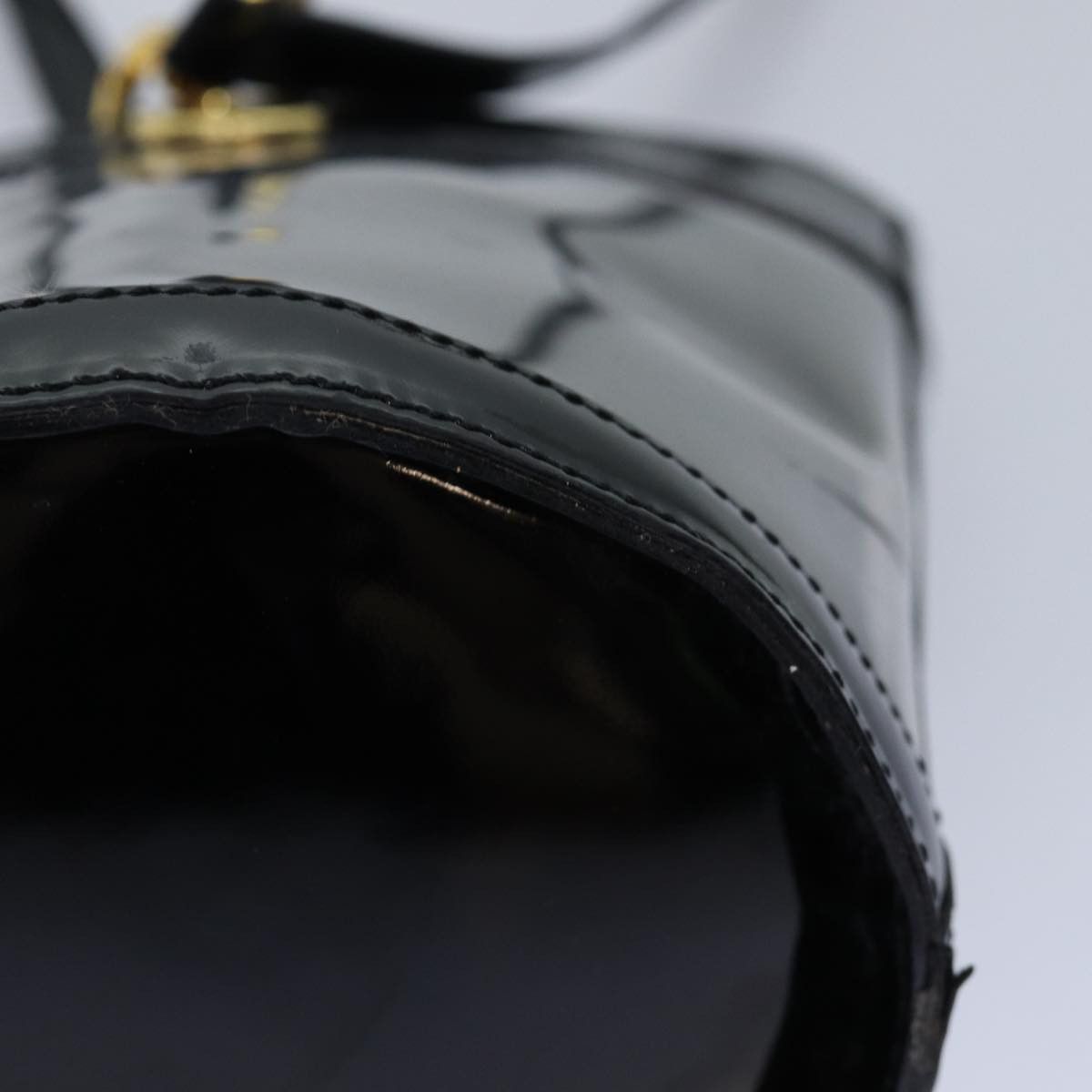 Salvatore Ferragamo Gancini Black Vinyl Shoulder Bag (Pre-Owned) Size ONE SIZE - 13 Thumbnail