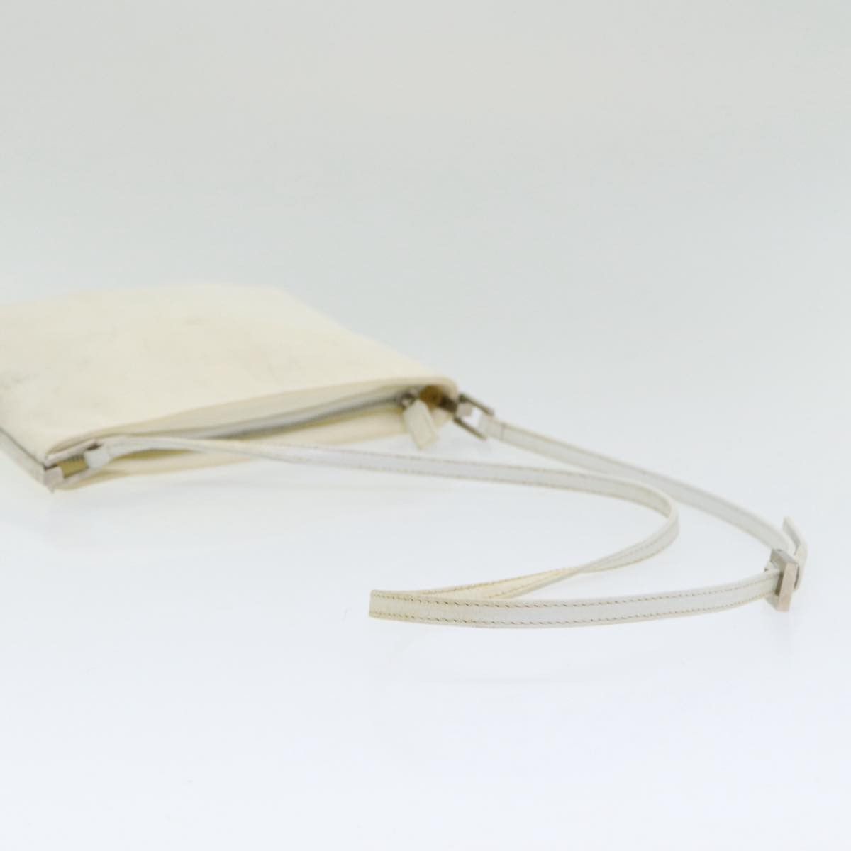 Fendi White Canvas Shoulder Bag (Pre-Owned) Size ONE SIZE - 12 Thumbnail