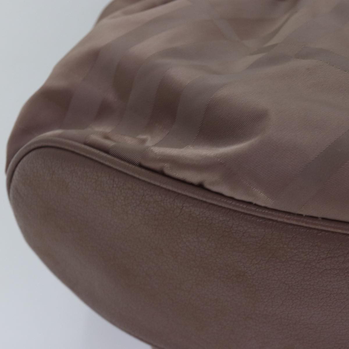 Burberry - Brown Leather Shoulder Bag (Pre-Owned) Size ONE SIZE - 16 Thumbnail