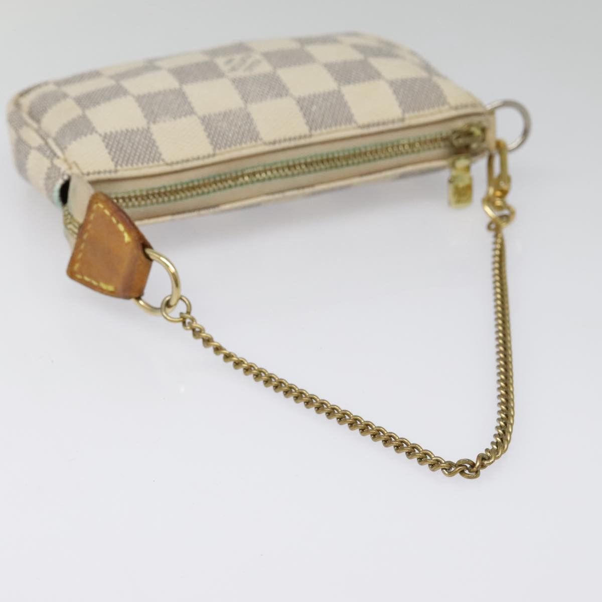 Louis Vuitton Pochette Accessoire White Canvas Clutch Bag (Pre-Owned) Size ONE SIZE - 5 Thumbnail
