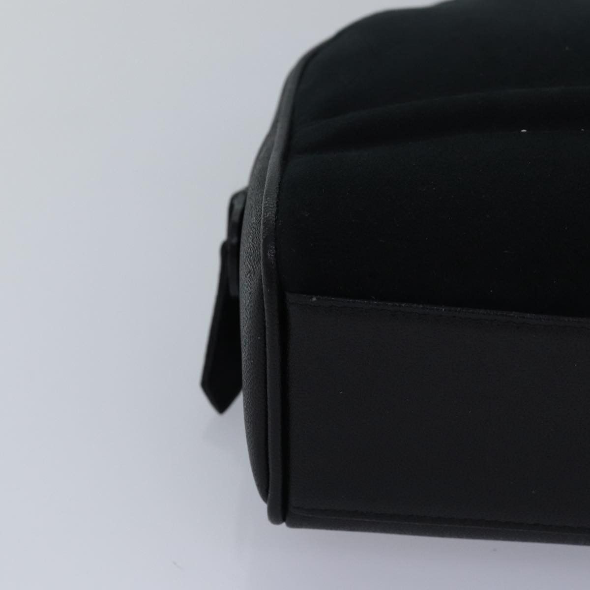 Burberry Black Suede Handbag (Pre-Owned) Size ONE SIZE - 15 Thumbnail