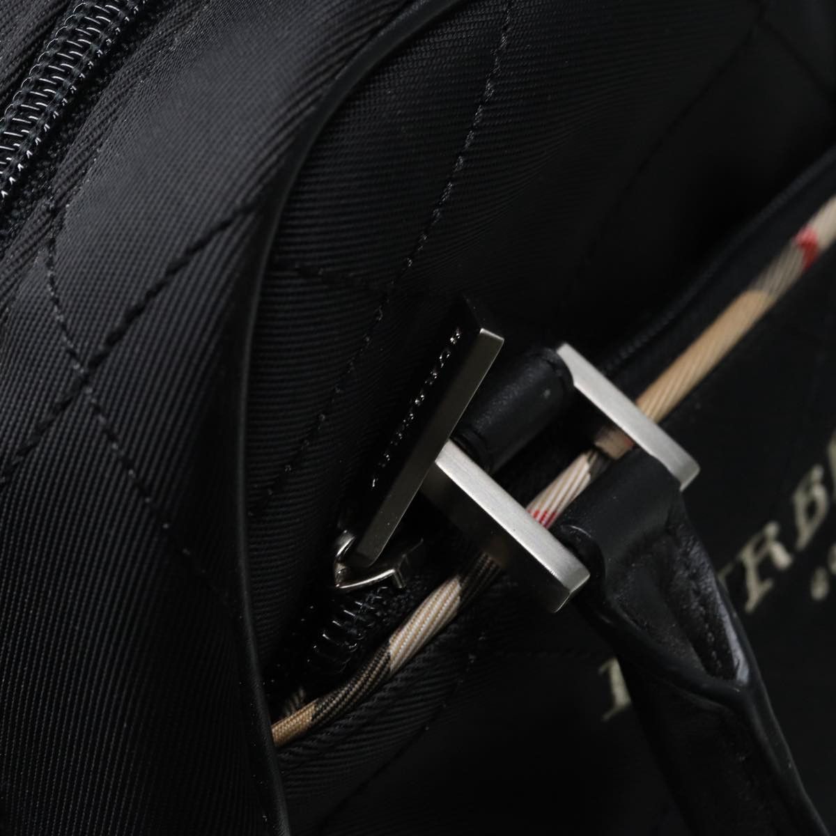 Burberry Black Synthetic Handbag (Pre-Owned) Size ONE SIZE - 19 Thumbnail