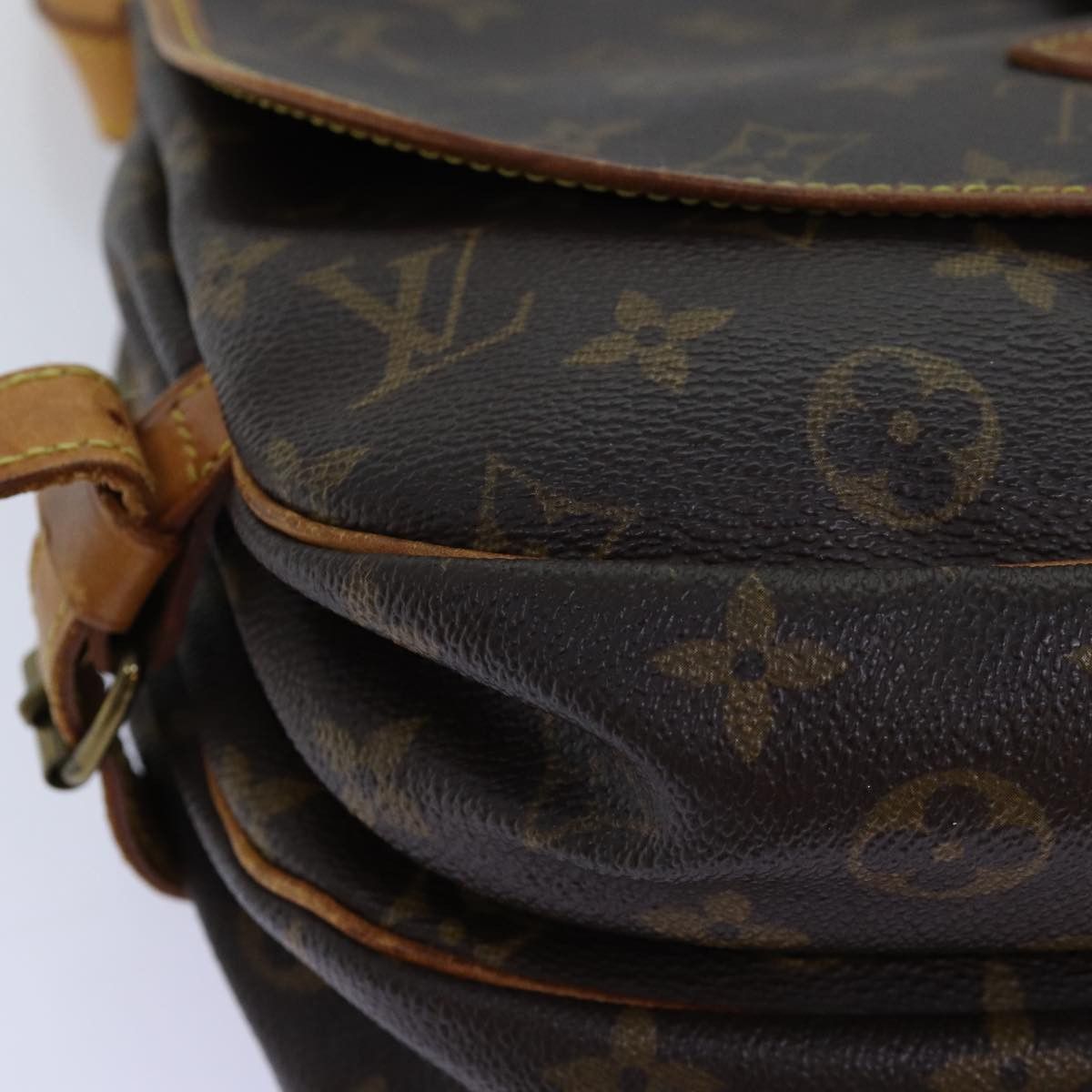Louis Vuitton Saumur Brown Canvas Shoulder Bag (Pre-Owned) Size ONE SIZE - 15 Thumbnail